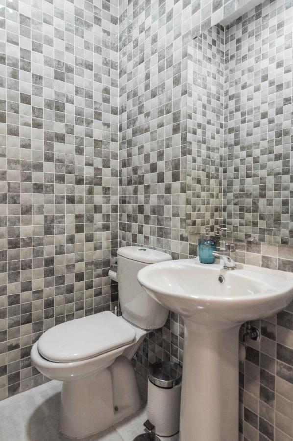 3Br Apartment With Parking And Patio In The Center By Rems Málaga Exteriör bild