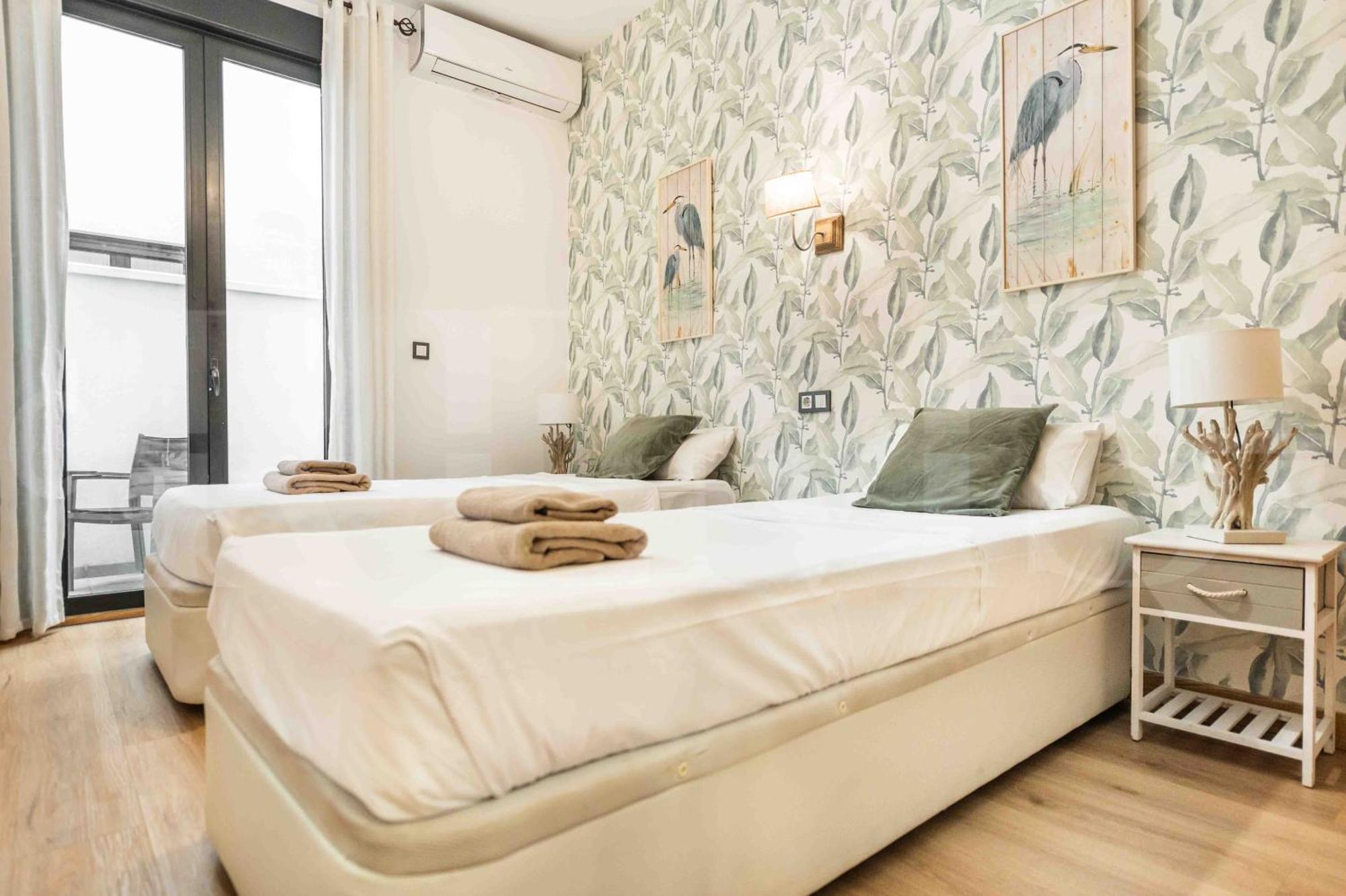 3Br Apartment With Parking And Patio In The Center By Rems Málaga Exteriör bild